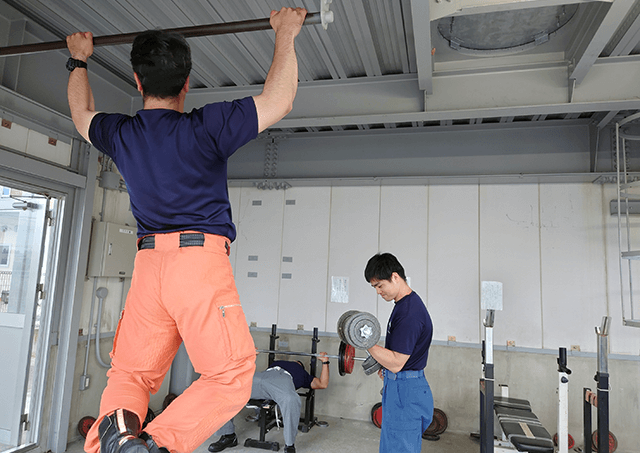 事務処理、体力錬成