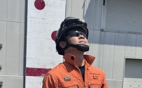 サングラスの着用について